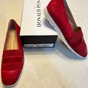 Donald Pliner 10 NEW Red shoes ❤️